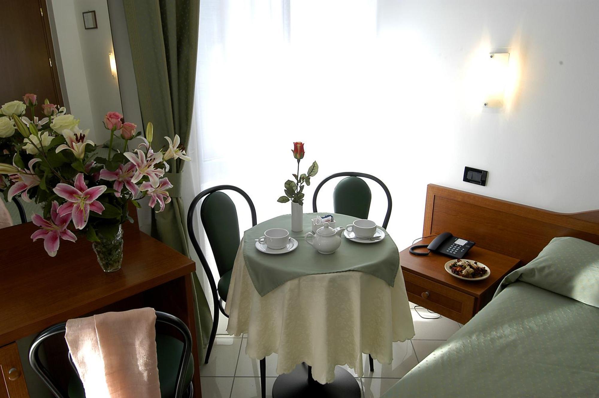 Hotel Dorè Milaan Buitenkant foto