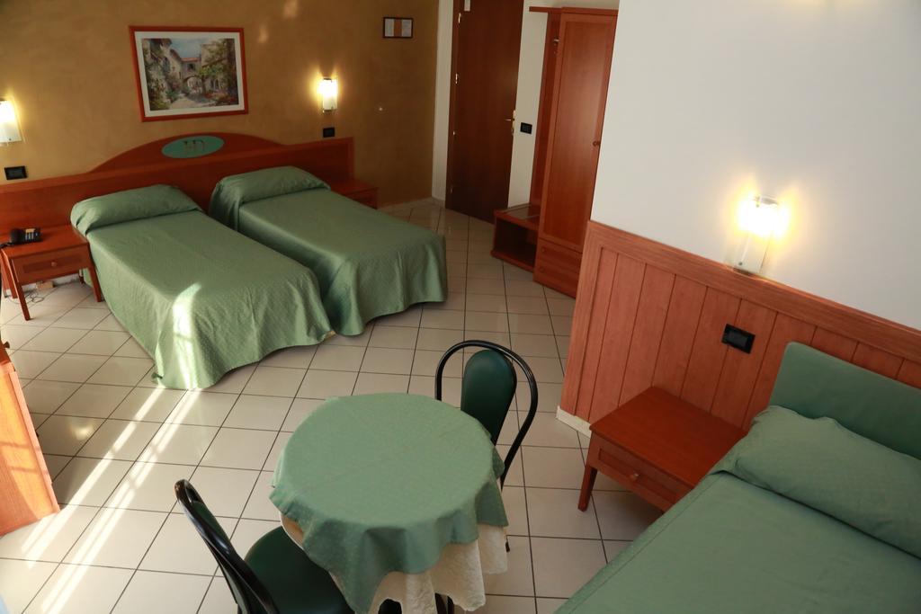 Hotel Dorè Milaan Buitenkant foto